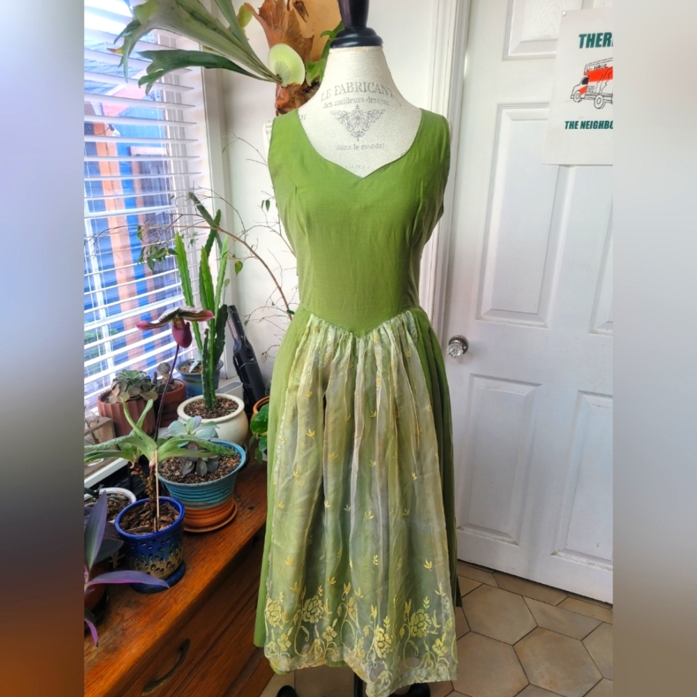 Rare Green Folk Renaissance Faire Dress – Berwin & Wolff – Size 40 (US 8/10)